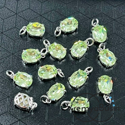 Подвеска с фианитом, овал 10х6 мм, латунь с родиевым покрытием (1 шт.)