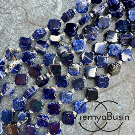 Содалит. Бусины клевер гладкие ок.  12х5 мм (нить, ок. 28 шт.)