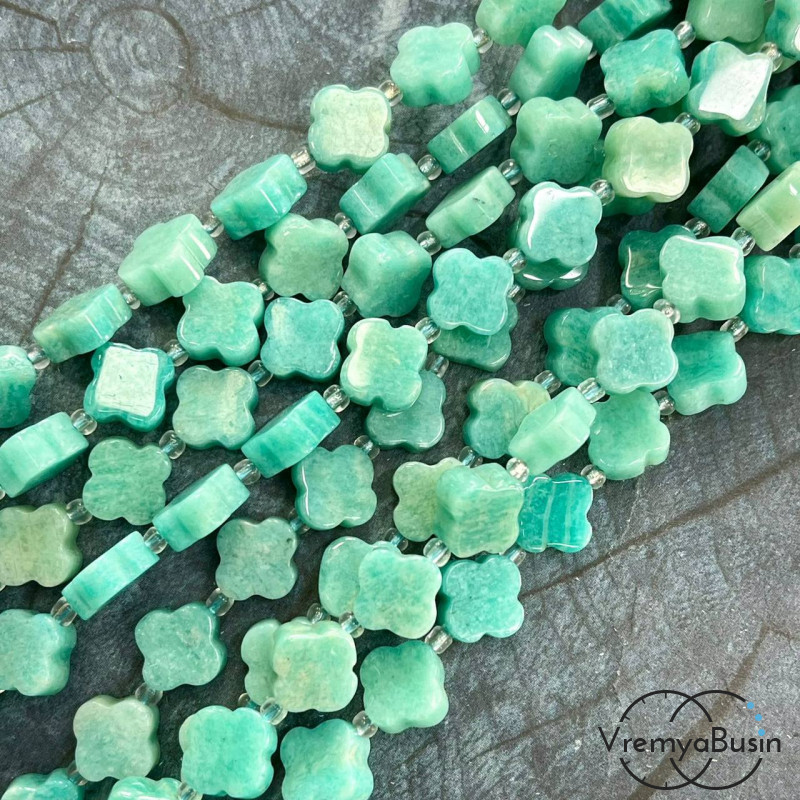 Амазонит. Бусины клевер гладкие ок.  12х5 мм (нить, ок. 28 шт.)