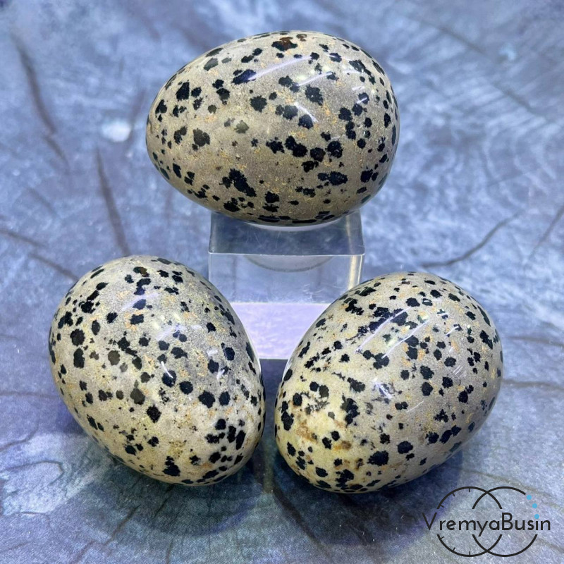 Яшма далматиновая, порфир. Яйцо сувенирное из камня, ок. 30х40 мм  (1 шт.)