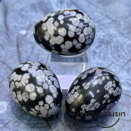 Обсидиан снежный. Яйцо сувенирное из камня, ок. 30х40 мм  (1 шт.)