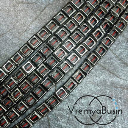 Гематит квадрат, внеш.д. 8 мм / внутр.д. 4 мм, цв. черный (1/2 нити, ок. 19  шт.)