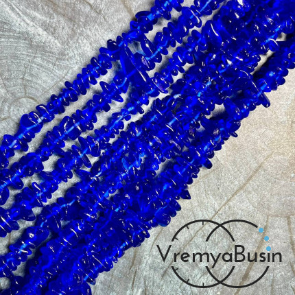 Кварц тонир., имит. из стекла, крошка каменная (нить, ок. 80 см.)