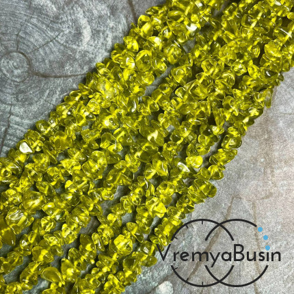 Кварц тонир., имит. из стекла, крошка каменная (нить, ок. 80 см.)