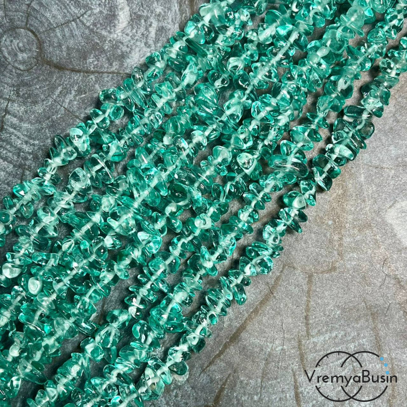 Кварц тонир., имит. из стекла, крошка каменная (нить, ок. 80 см.)