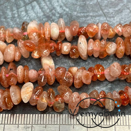 Крошка каменная. Солнечный камень (нить, ок. 40 см.)