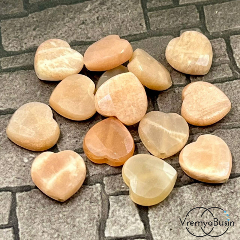 Солнечный камень, бусина сердце с ювелирной огранкой, ок. 12х12х5 мм (1 шт.)