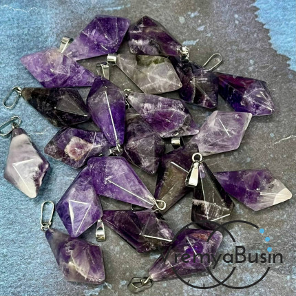 Аметист, кулон из камня "Кристалл", ок. 15х30 мм (1 шт.)