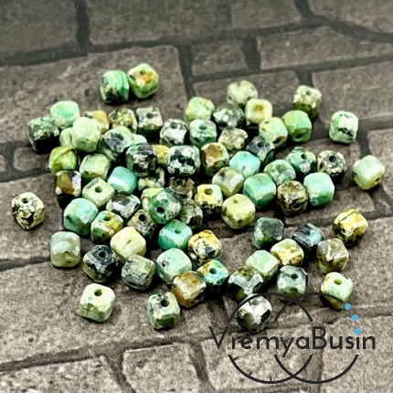 Хризоколла, кубик граненый, 4х4 мм (упак. 10 шт.)