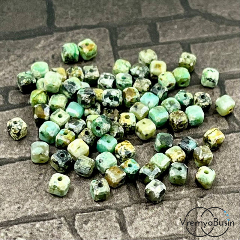 Хризоколла, кубик граненый, 4х4 мм (упак. 10 шт.)