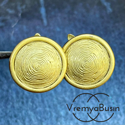 Швензы с эмалью и с английским замком, 17х17 мм, латунь с позолотой (1 пара)