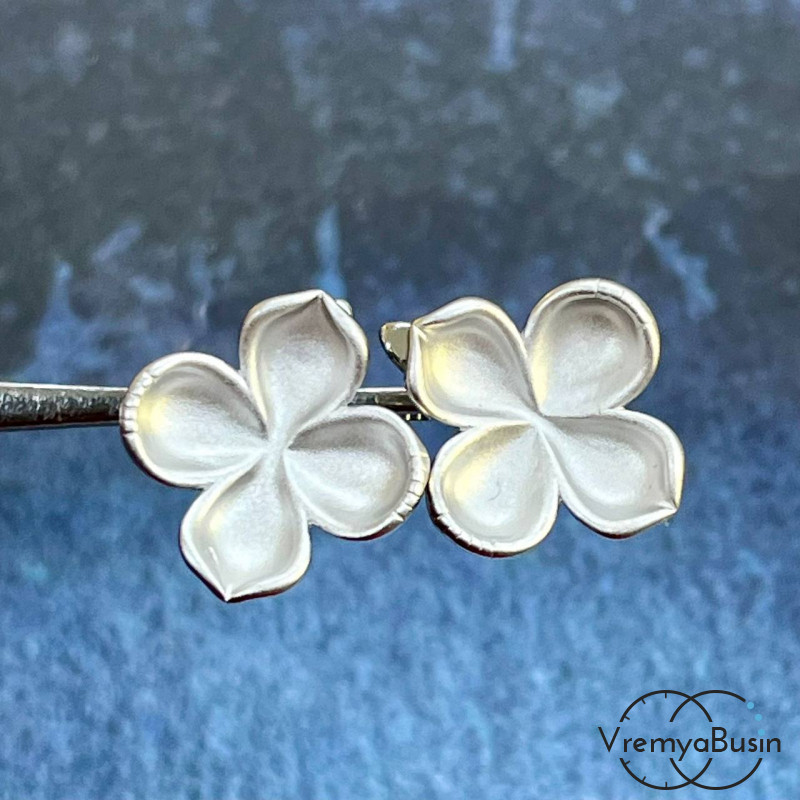 Швензы с эмалью "Цветок" с английским замком, 17х16 мм, латунь с родиевым покрытием (1 пара)