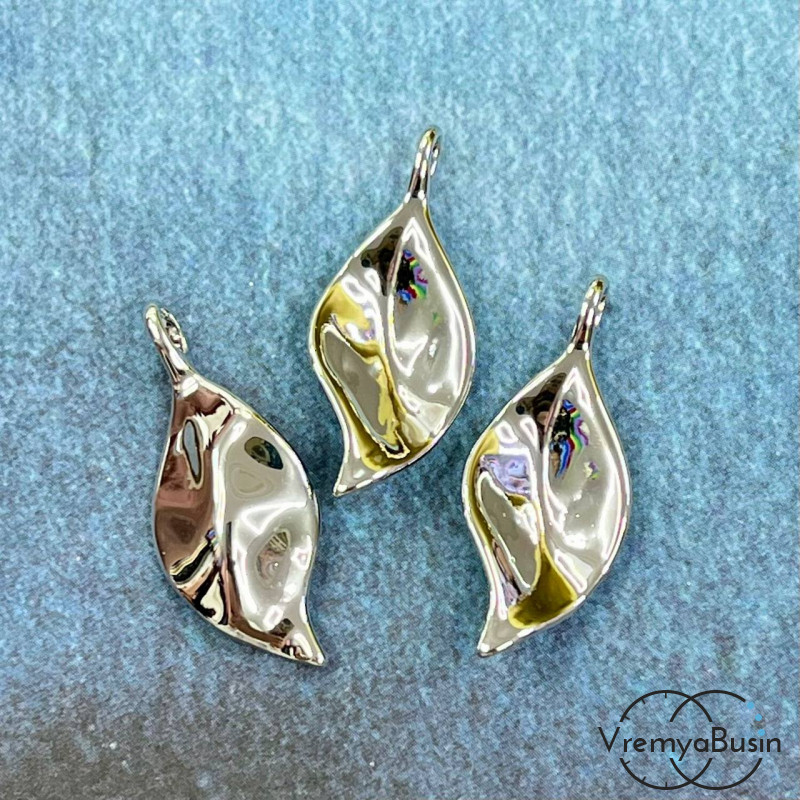 Подвеска «Лист», 28х12 мм, из латуни с родиевым покрытием (1 шт.)