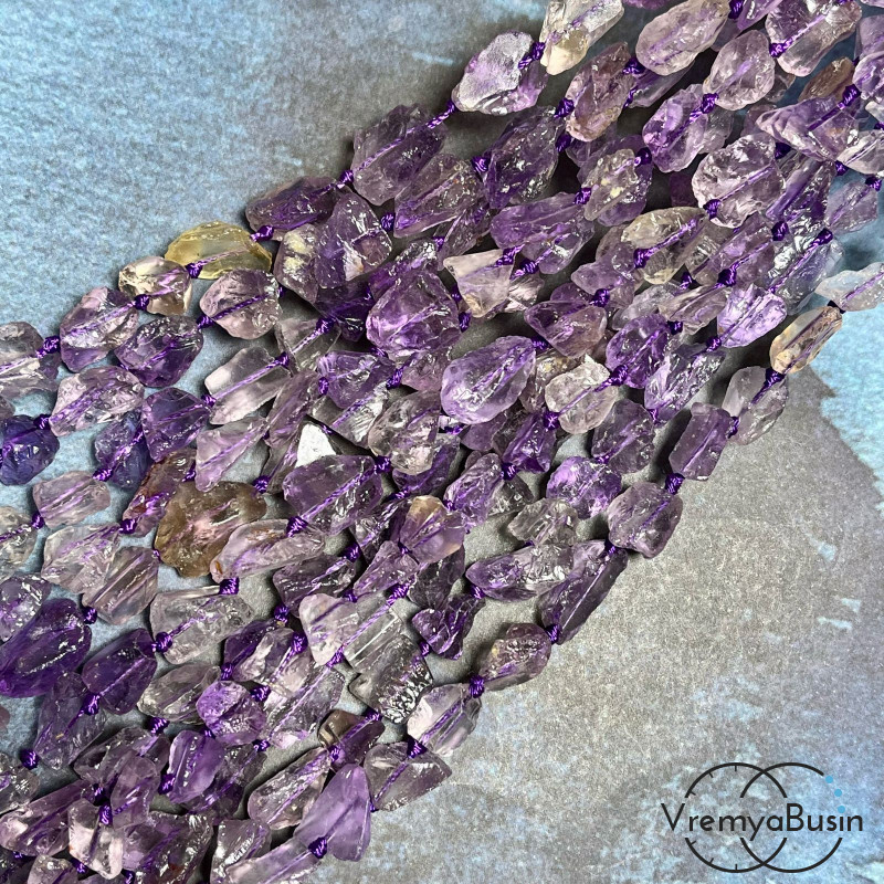 Аметрин, мелкие кусочки необработанного камня (нить, ок.    36  шт.)