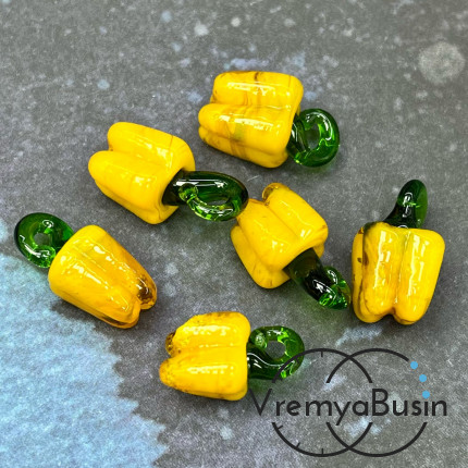 Подвеска из стекла "Перец", 20х10 мм (1 шт.)