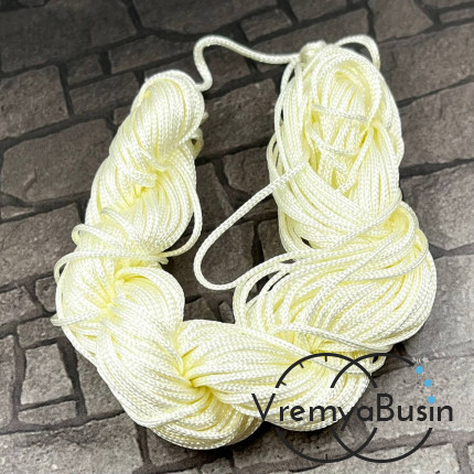 Шнур нейлоновый для браслетов Шамбала "Косичка", толщ. 1 мм  (1 шт.)