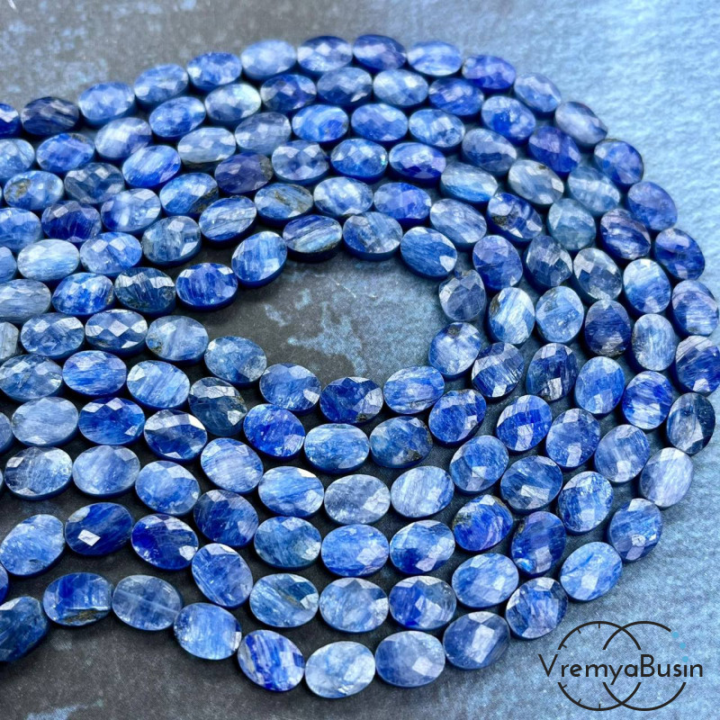 Кианит, овал плоский граненый 6х8 мм (1/2 нити, ок. 24 шт.)