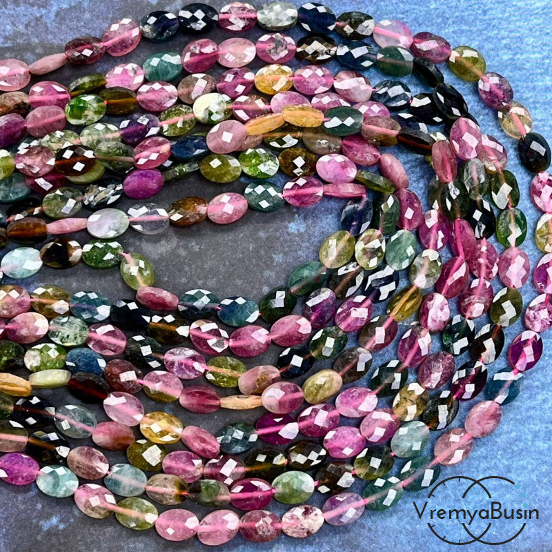 Турмалин, овал плоский граненый ок. 5х7 мм (1/2 нити, ок. 28 шт.)