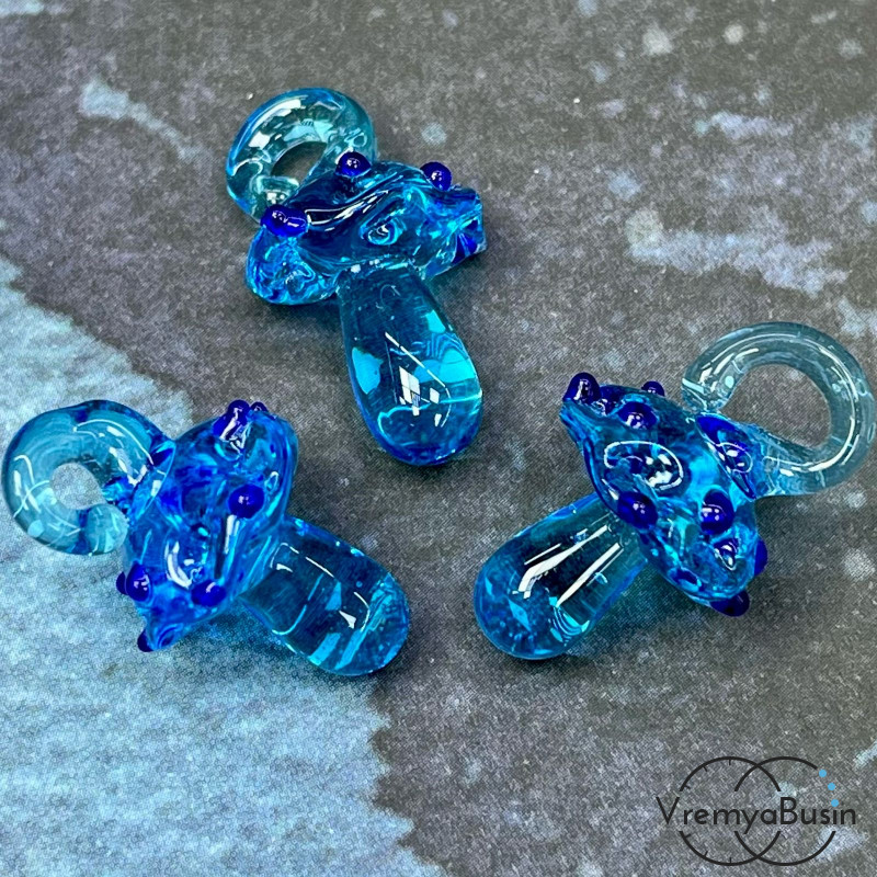 Подвеска из стекла лэмпворк "Грибок", ок. 25х15 мм (1 шт.)