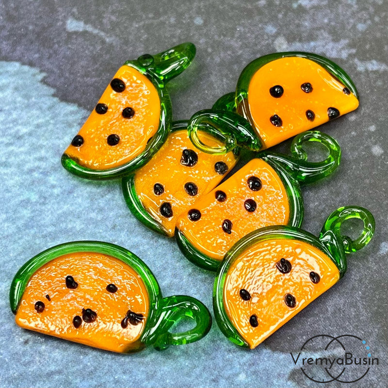 Подвеска из стекла "Арбуз", 30х15х5 мм (1 шт.)