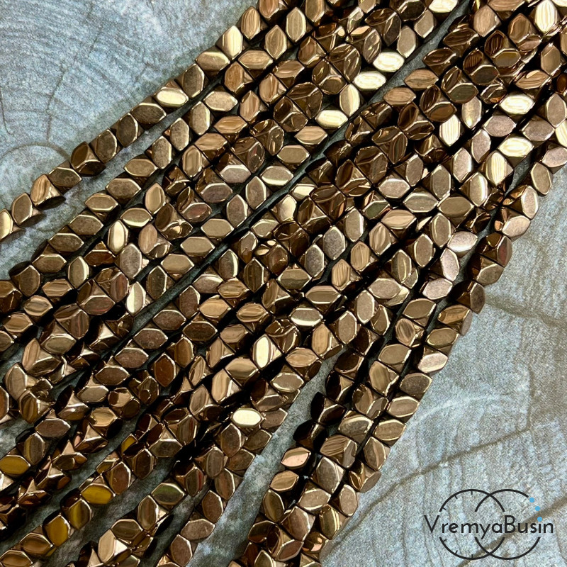 Гематит, кубик со скошенными углами 4х2 мм, цв. коричневый   (нить, ок. 90 шт.)