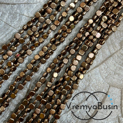 Гематит, квадратик округлый плоский 4х2 мм, цв. коричневый   (нить, ок. 90 шт.)