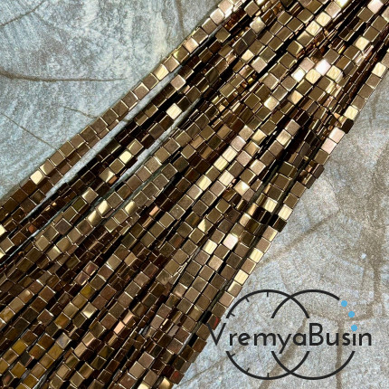 Гематит, кубик гладкий 3 мм, цв. коричневый   (нить, ок. 130 шт.)