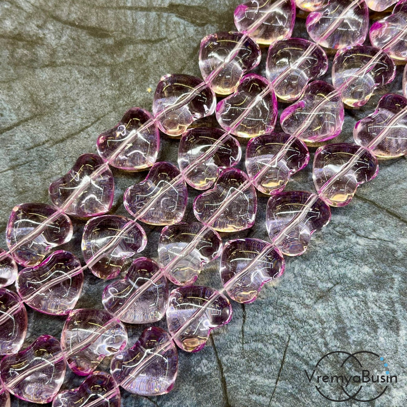Сердце, бусины из стекла, 15х14х10 мм, цв.  розовый    (1/2 нити, ок. 13 шт.)