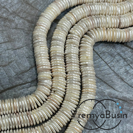 Жемчуг майорка, диск гладкий ок. 12х3 мм, цв. белый    (нить, ок. 130 шт.)