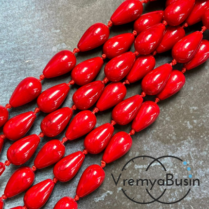 Коралл красный имит., капля гладкая 10х16 мм (1/2 нити, ок. 15 шт.)
