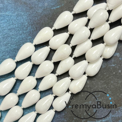 Агат белый пресс., капля гладкая 10х16 мм (нить, ок. 24 шт.)