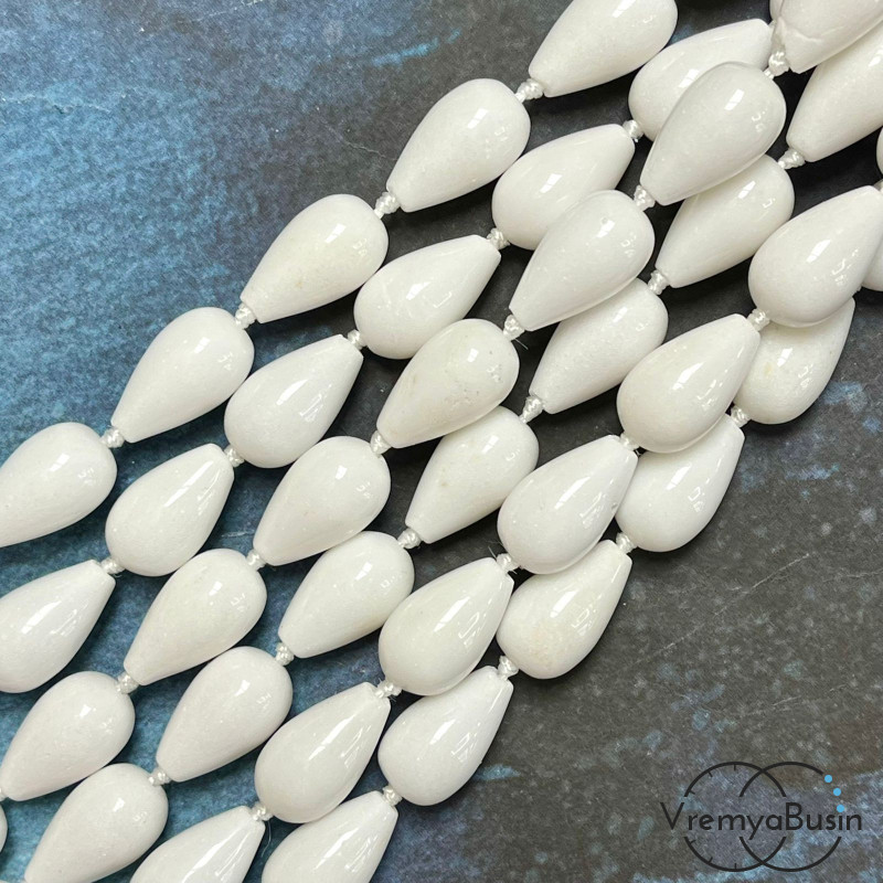 Агат белый пресс., капля гладкая 10х16 мм (нить, ок. 24 шт.)