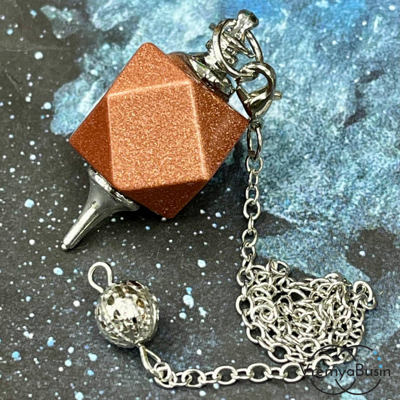 Авантюрин коричневый. Кулон из камня «Маятник с цепочкой», ок. 38х16 мм (1 шт.)