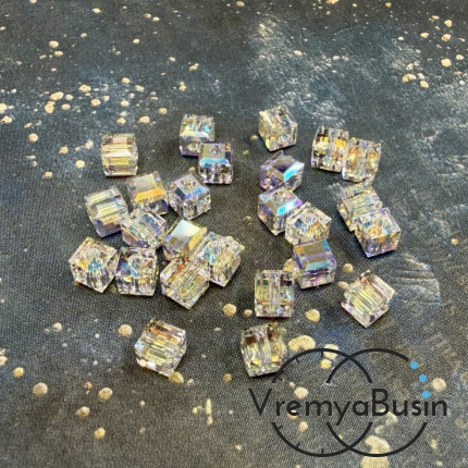 SWAROVSKI Бусина хрустальная 5601, Куб 4 мм, цв. белый радужный (1 шт.)