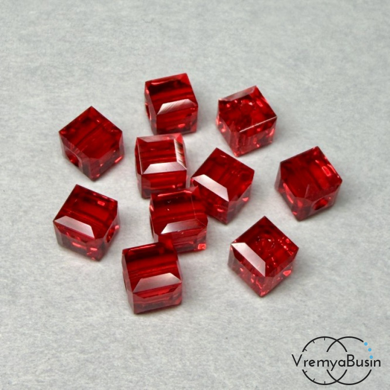 SWAROVSKI Бусина хрустальная 5601, Куб 6 мм, цв. красный (1 шт.) SWAROVSKI Бусина хрустальная 5601, Куб 6 мм, цв. красный (1 шт.)