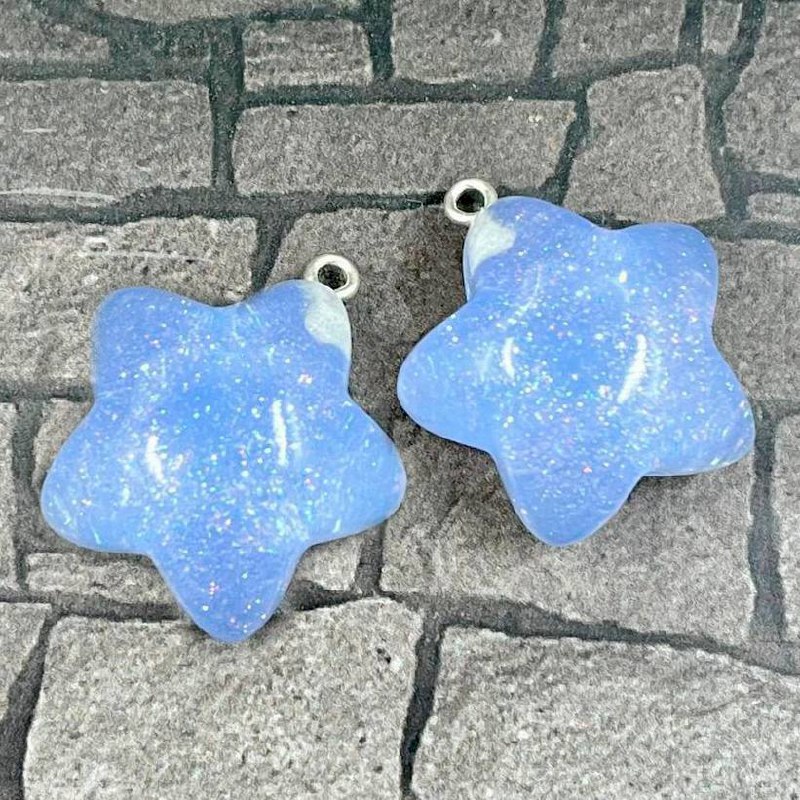 Подвеска из акрила "Звезда", 27х25х15 мм, цв.  голубой (1 шт.)