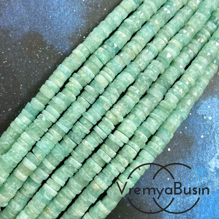 Амазонит, бусины чипсы граненые, 6-7 мм (1/2 нити, ок. 80 шт.) 