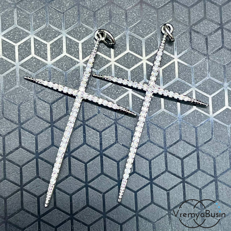 Подвеска "Крест", 44х28 мм, из латуни с родиевым покрытием и фианитами  (1 шт.)