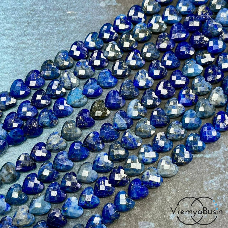 Лазурит, сердце граненое ок. 8х8х4 мм (нить, ок. 24 шт.)