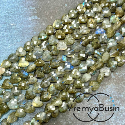 Лабрадор, сердце граненое ок. 8х8х4 мм (нить, ок. 24 шт.)