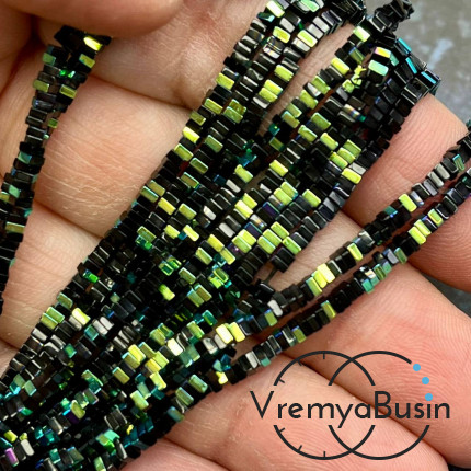 Бусины из стекла, чипс квадратик 2х1 мм (нить, ок. 380 шт.)