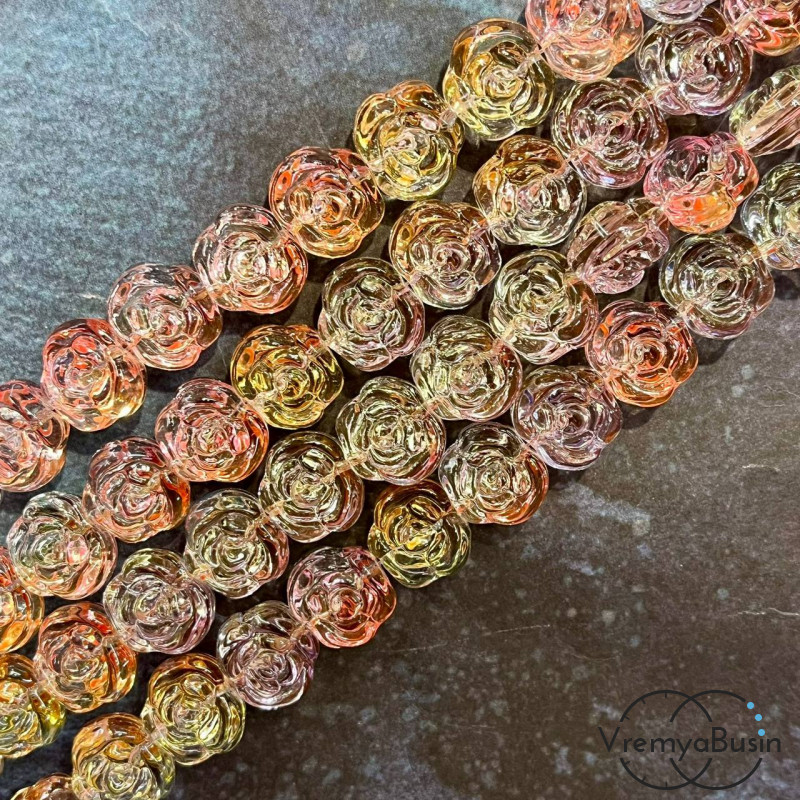 Бусины из стекла «Розы», 14х12х8 мм (1/2 нити, ок.  30   шт.)