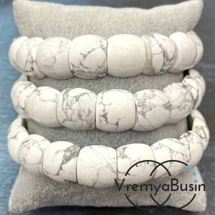 Кахолонг. Бусины гладкие с двумя отверстиями 13х15 мм (17 шт.)