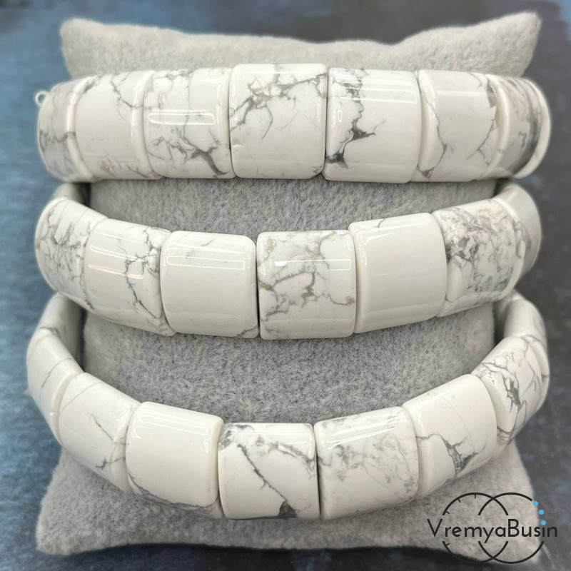 Кахолонг. Бусины гладкие с двумя отверстиями 13х15 мм (17 шт.)