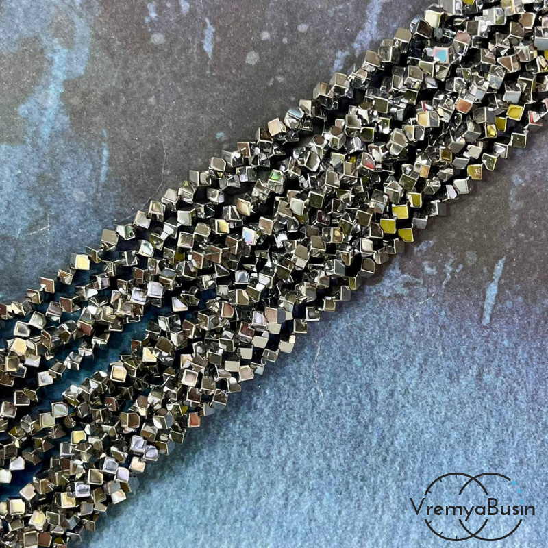 Гематит, бусины ромбики 4 мм, цв. серебро  (нить, ок. 90 шт.)