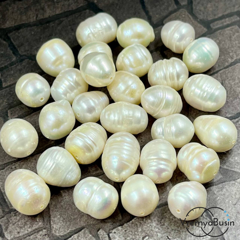 Жемчуг натуральный речной, овальный ок. 10х12 мм, цв. белый (1 шт.)