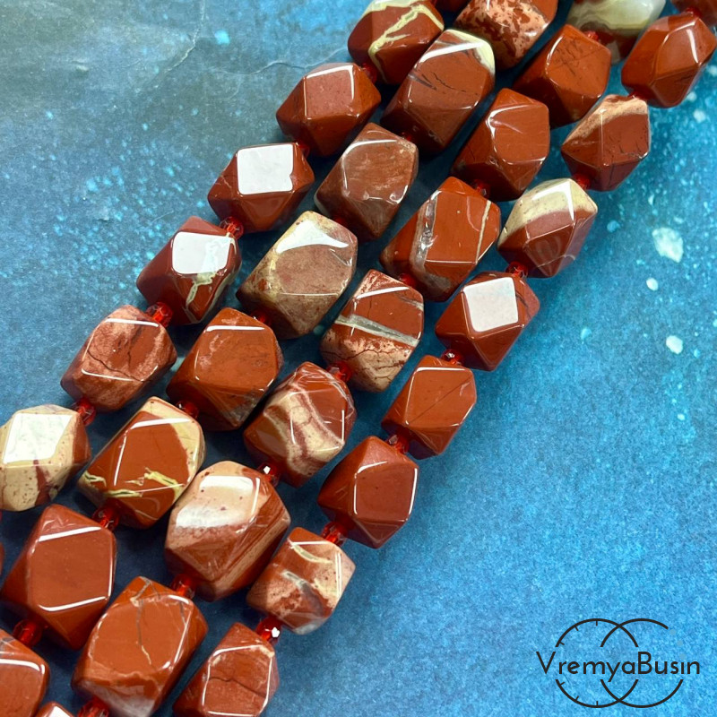 Яшма красная, прямоугольные бочонки с гранями, ок. 14х18 мм (нить, ок. 17 шт.)