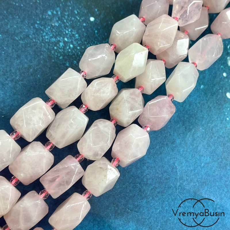 Розовый кварц, прямоугольные бочонки с гранями, ок. 14х18 мм (нить, ок. 17 шт.)