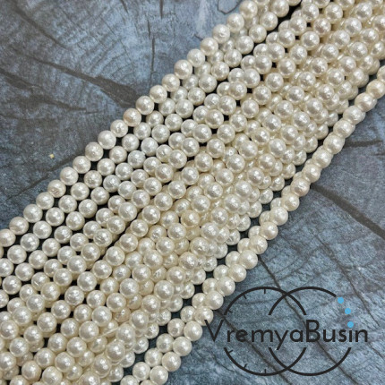 Жемчуг майорка с бархатной поверхностью, шарик 4 мм, цв. белый  (нить, ок. 90 шт.)