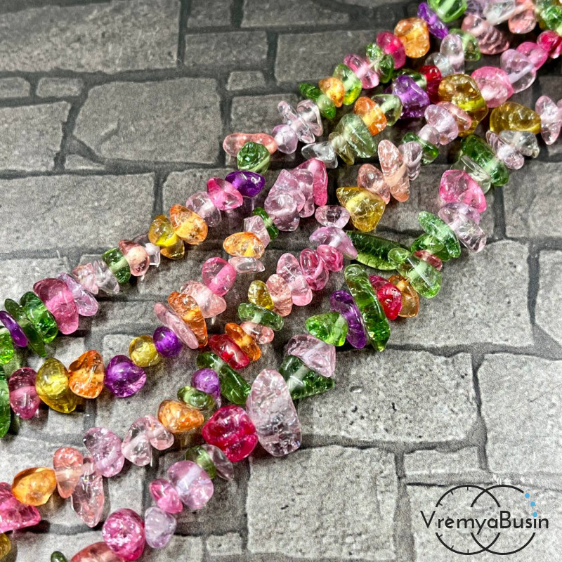 Крошка каменная. Разноцветный кварц (нить, ок. 40 см.)